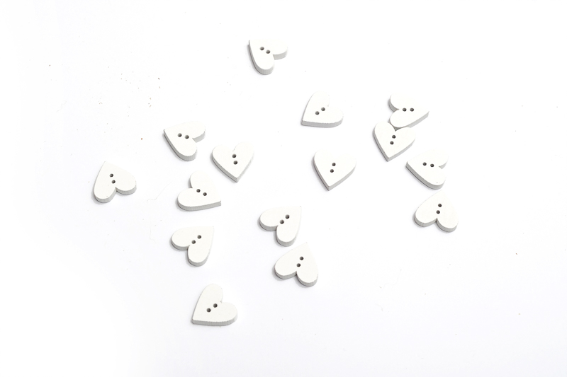 Dřevěné srdíčka - knoflíky 2 cm